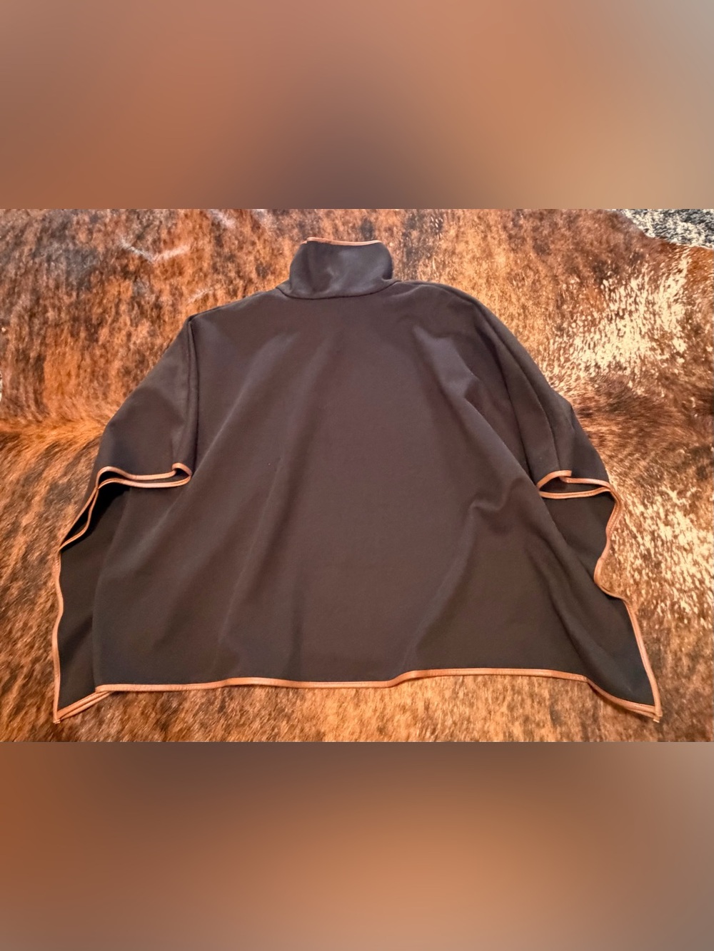 TUCKERNUCK Black Poncho with Brown leather trim one size length 26" so beautiful